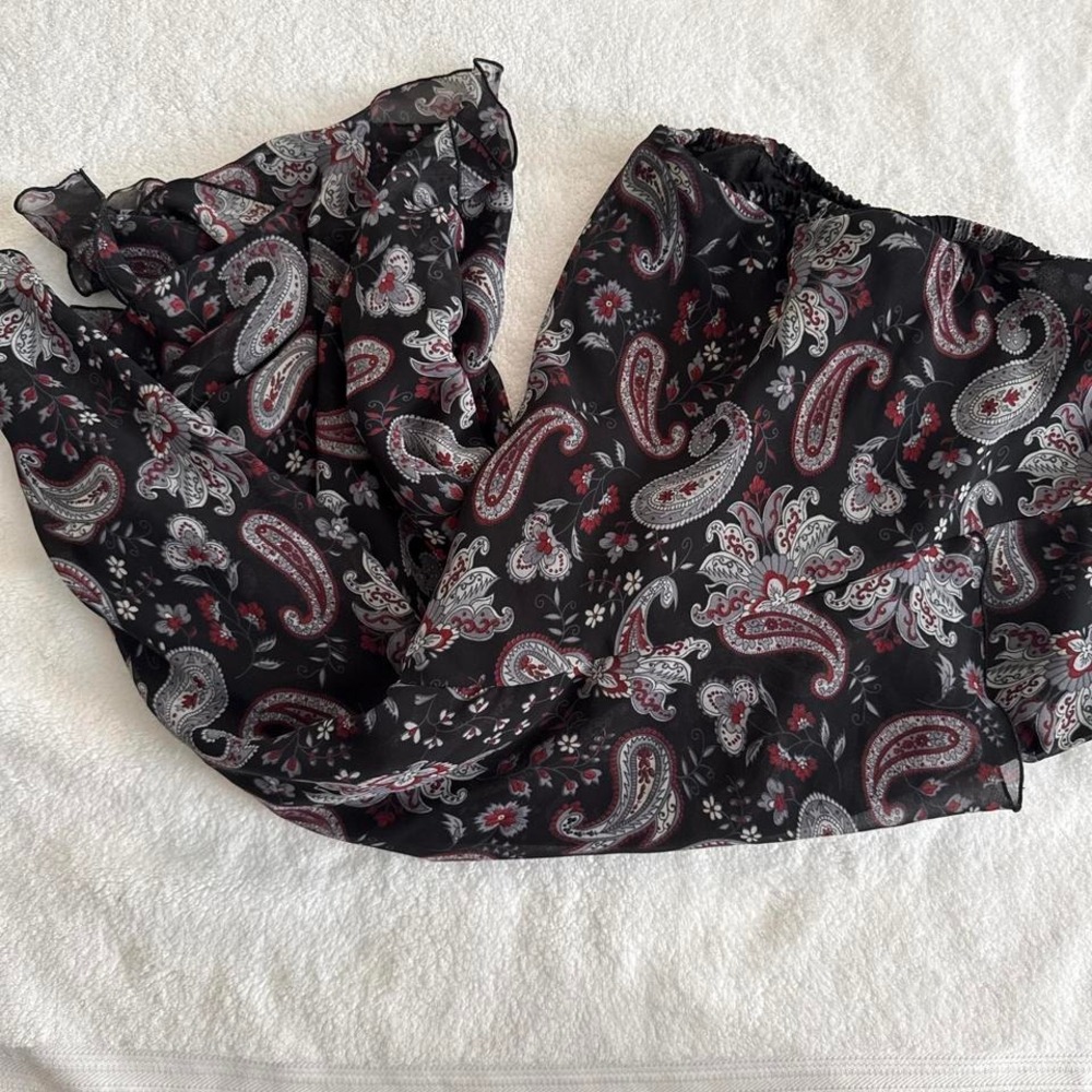 black + red paisley print skirt with ruffle detailing